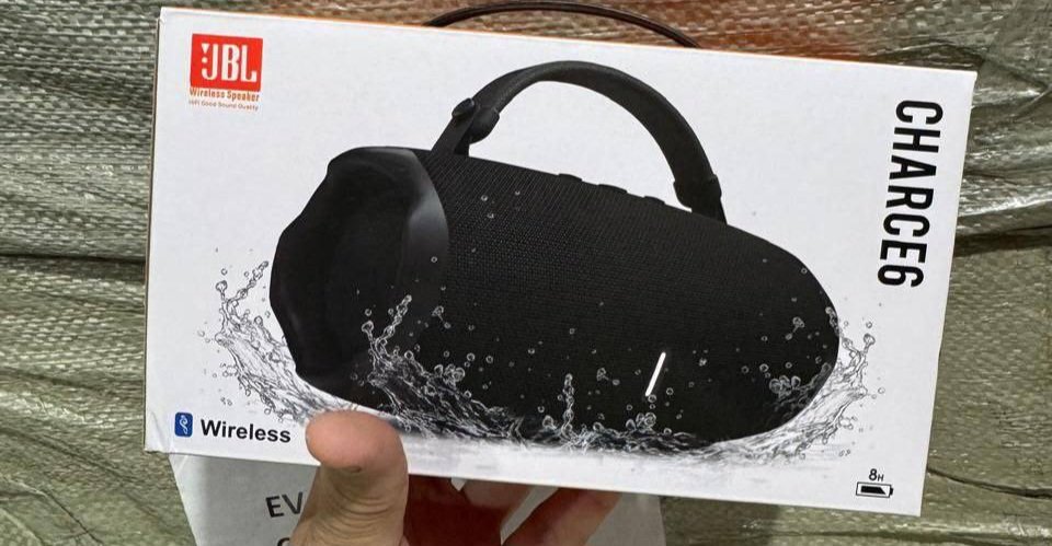 JBL Charge 6 - Image 1